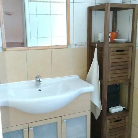 بيت ضيافة D'hotes Diamarek Saint-Raphaël